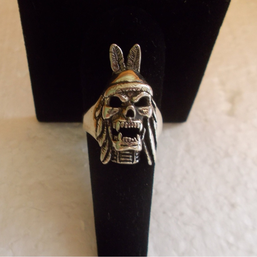 Silver Skull Ring